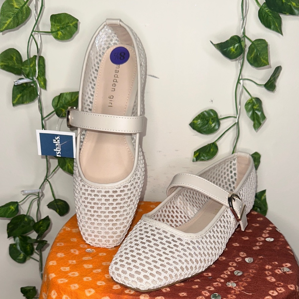 Madden Girl Cream Mesh Mary Jane Flats Buckle Square Toe 8.5 NWT